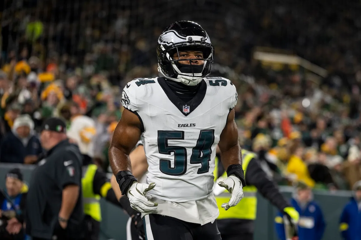 Jeremiah Trotter Jr during Eagles game