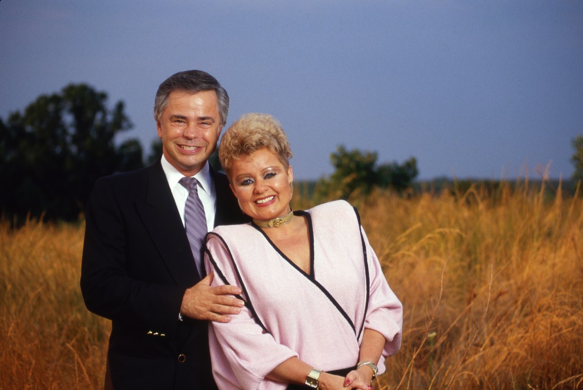 Jim Bakker Scandals Explained as Televangelist Dies at 86