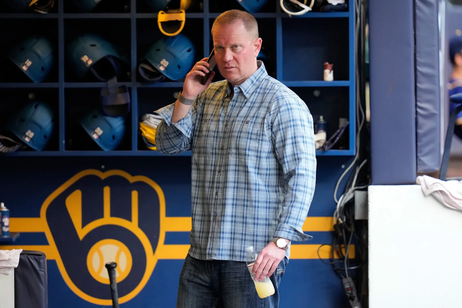 Brewers Matt Arnold