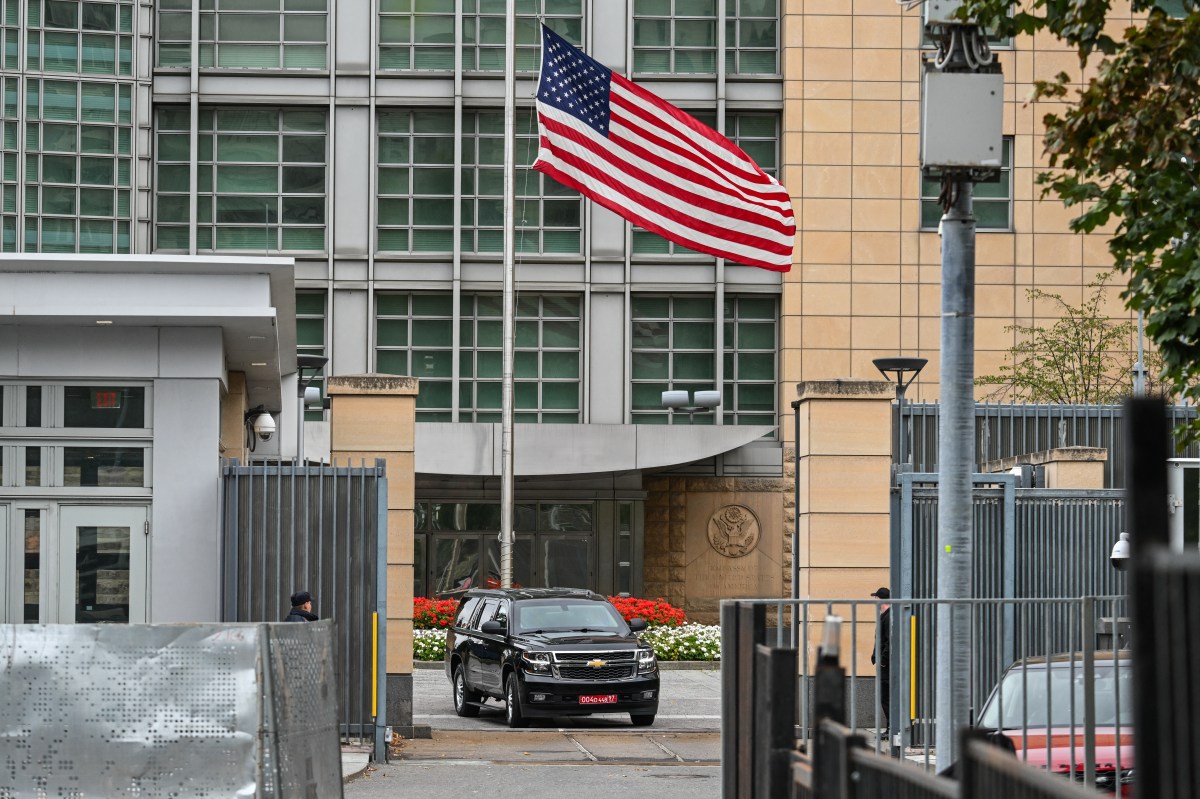 U.S. Embassy Issues Russia Plague Update for Americans
