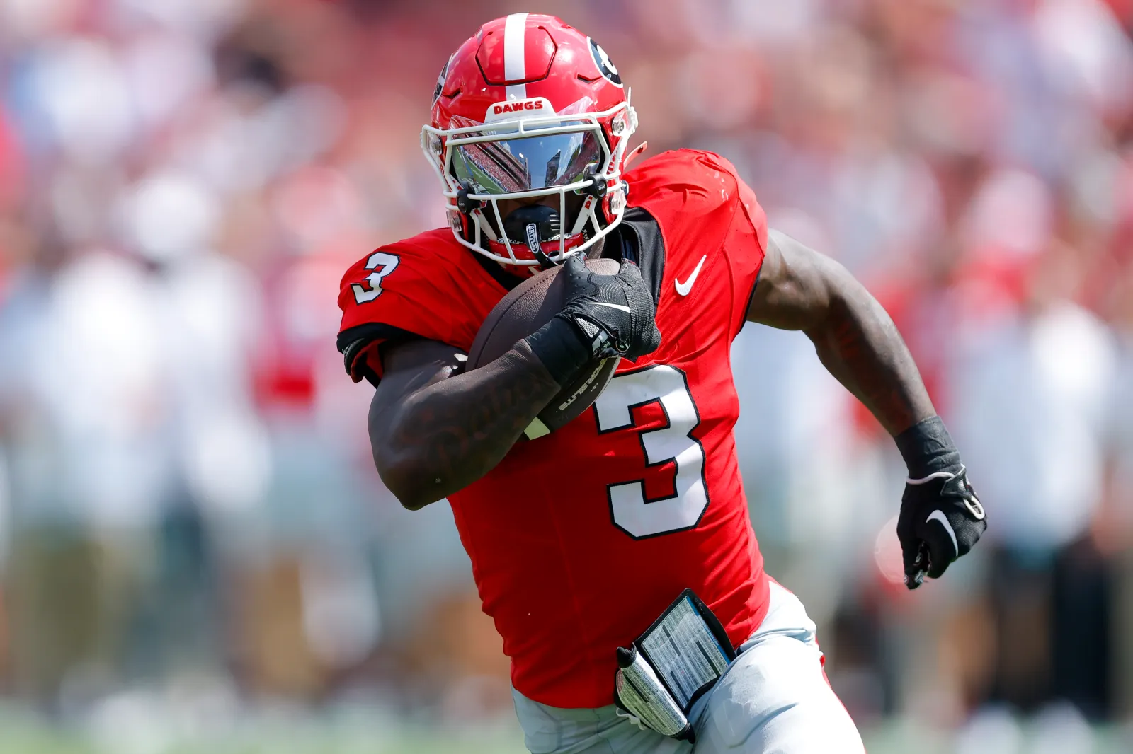 Nate Frazier #3 of the Georgia Bulldogs.
