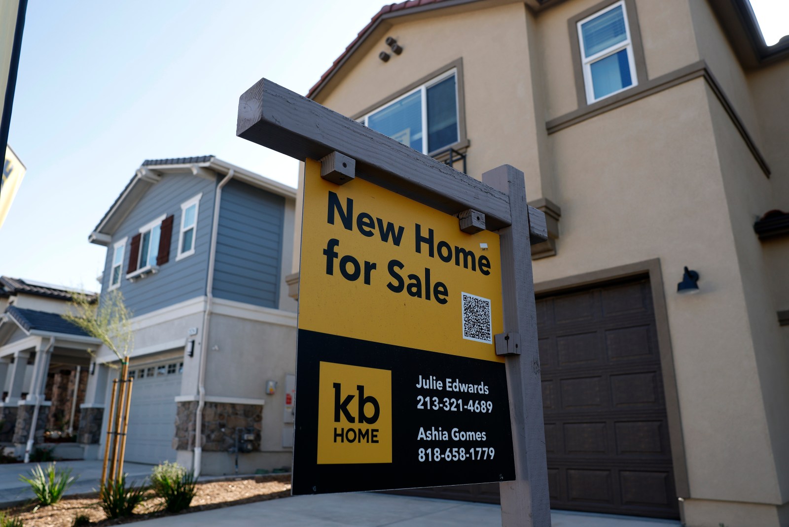 newsweek.com - Suzanne Blake - Top housing market economist has bad news for homebuyers