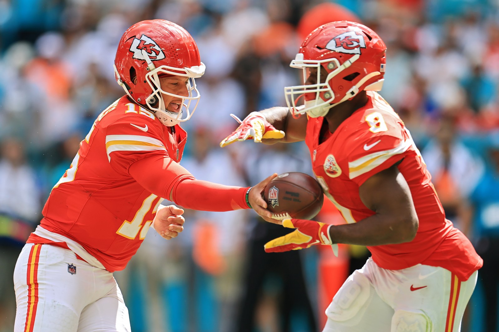 Chiefs React to Kenneth Walker's Impressive NFL Accomplishment