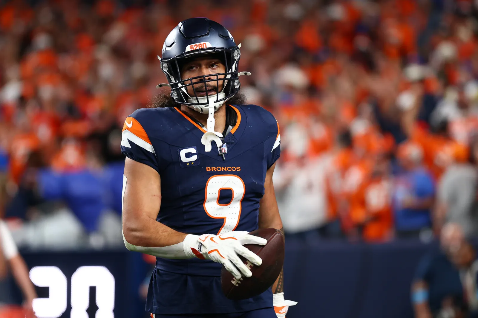 Talanoa Hufanga #9 of the Denver Broncos.