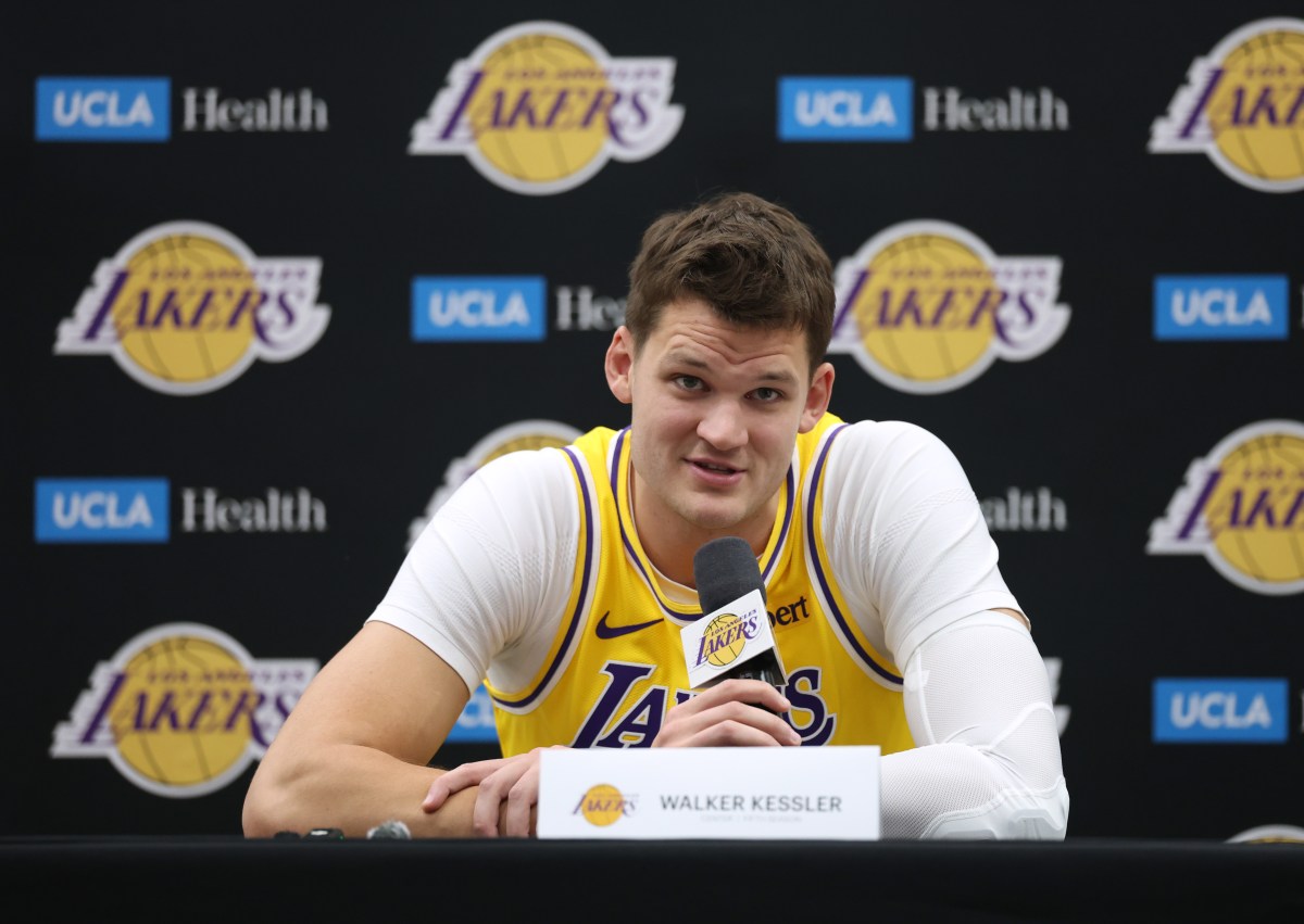 Shaq Puts Lakers&rsquo; $130 Million Center Above Every Big Man in NBA