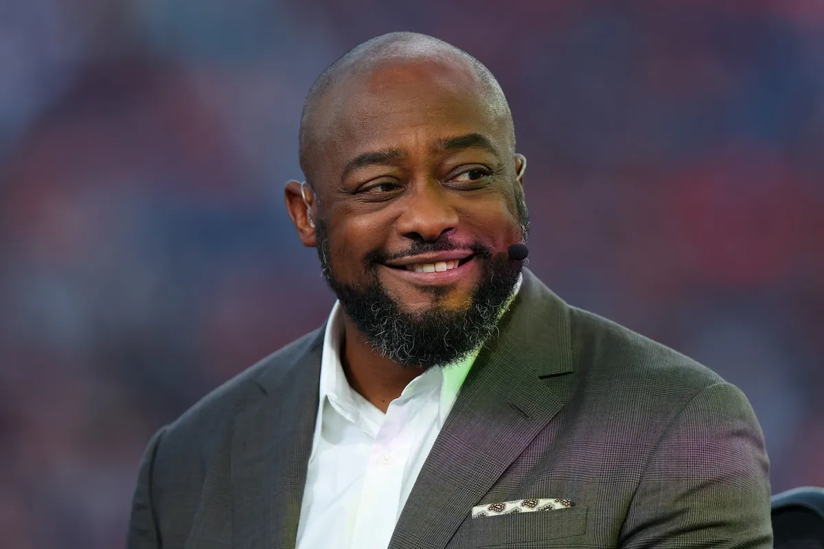 Former Pittsburgh Steelers coach Mike Tomlin working with NBC Sports as broadcaster for Rams game against Broncos