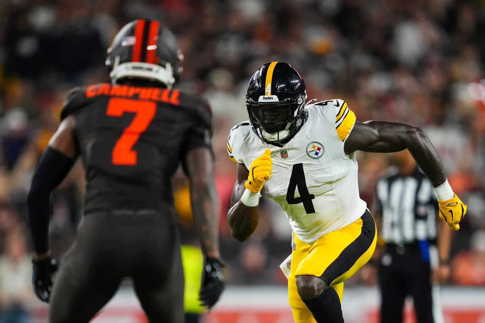 Steelers' Receiver Woes Deepen: DK Metcalf Questionable vs. Buccaneers