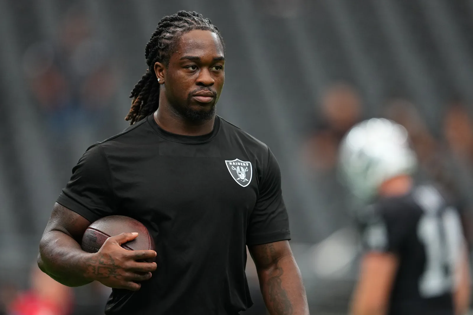 Ashton Jeanty #2 of the Las Vegas Raiders.