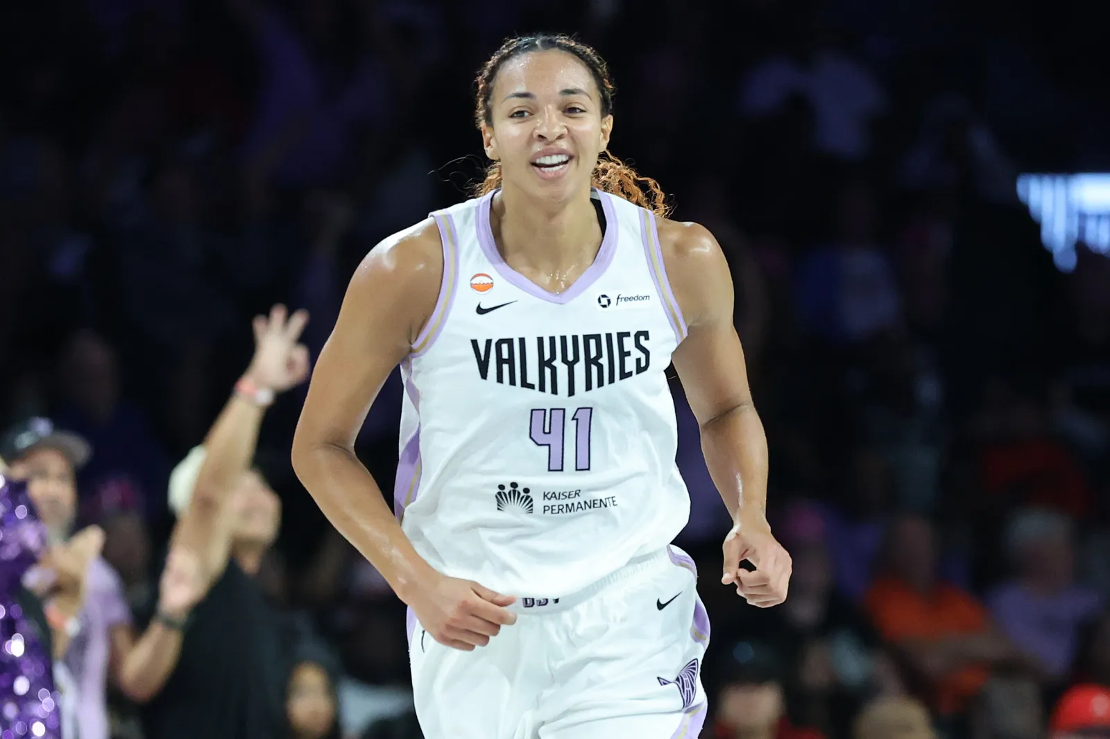 Golden State Valkyries, Kiah Stokes