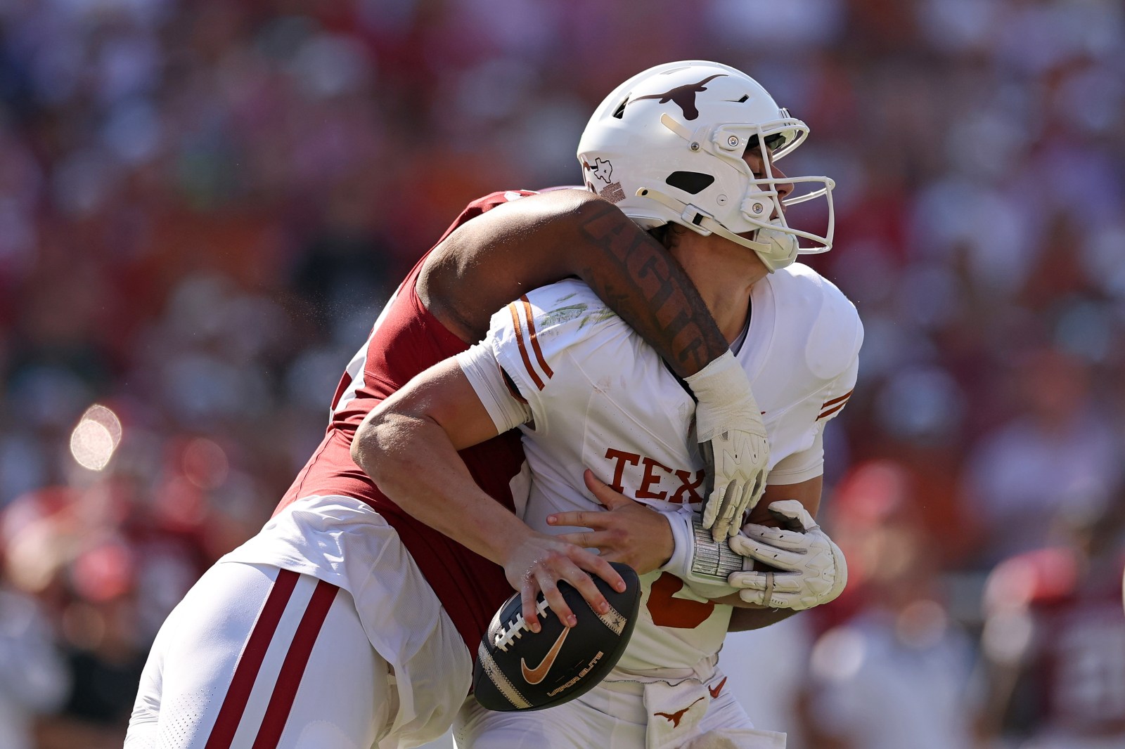 Texas Longhorns Stumble to Historic Upset Against Oklahoma Sooners