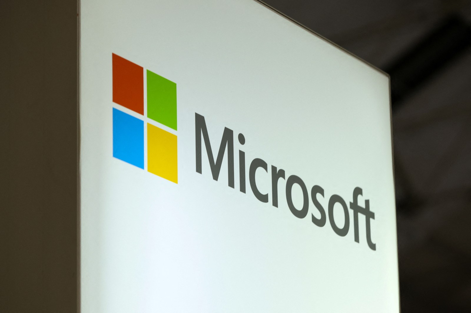 newsweek.com - Dan Gooding - Green card update: Microsoft president says Vance 'off base' on H-1B visa