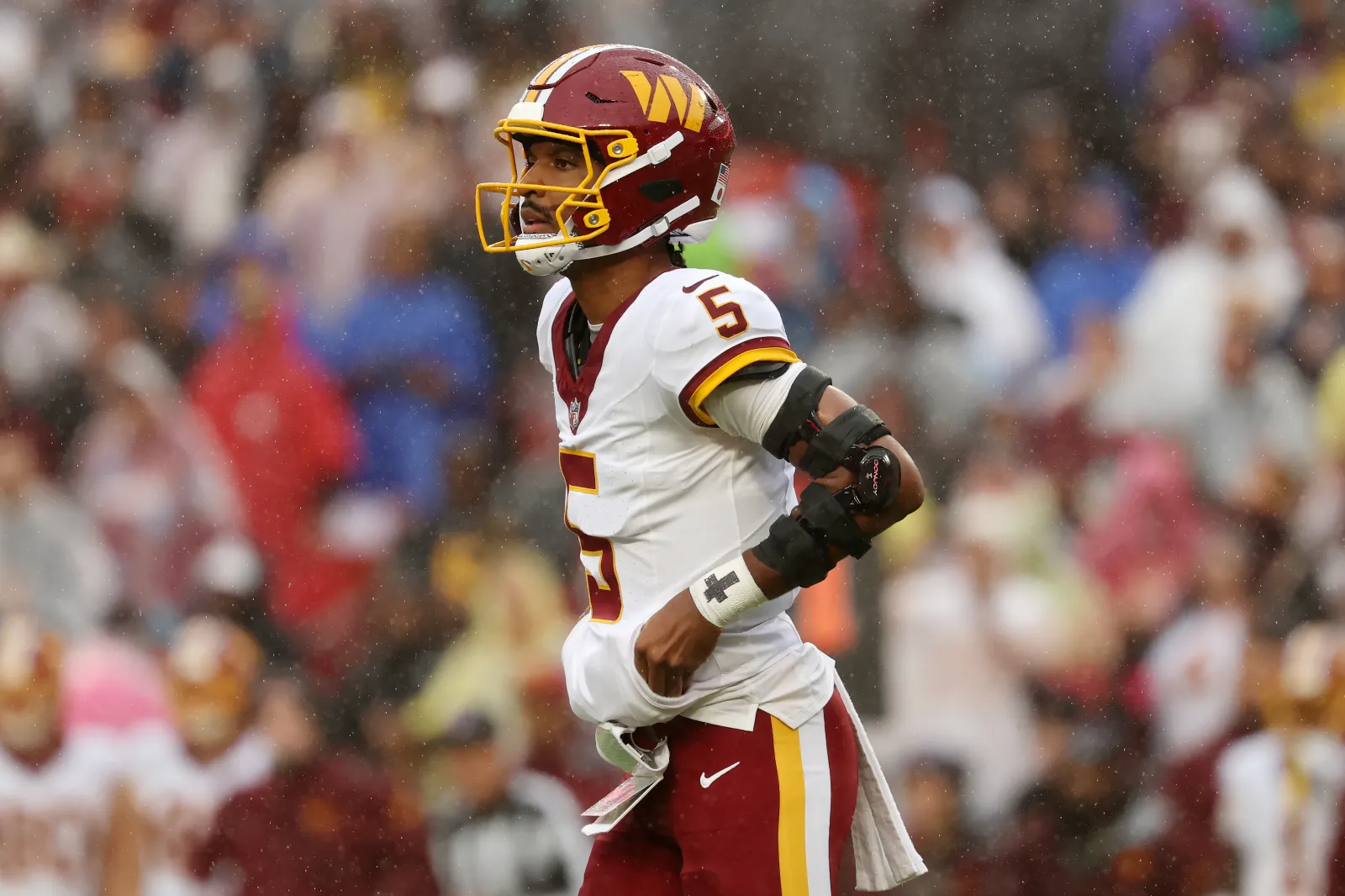 Washington Commanders quarterback Jayden Daniels