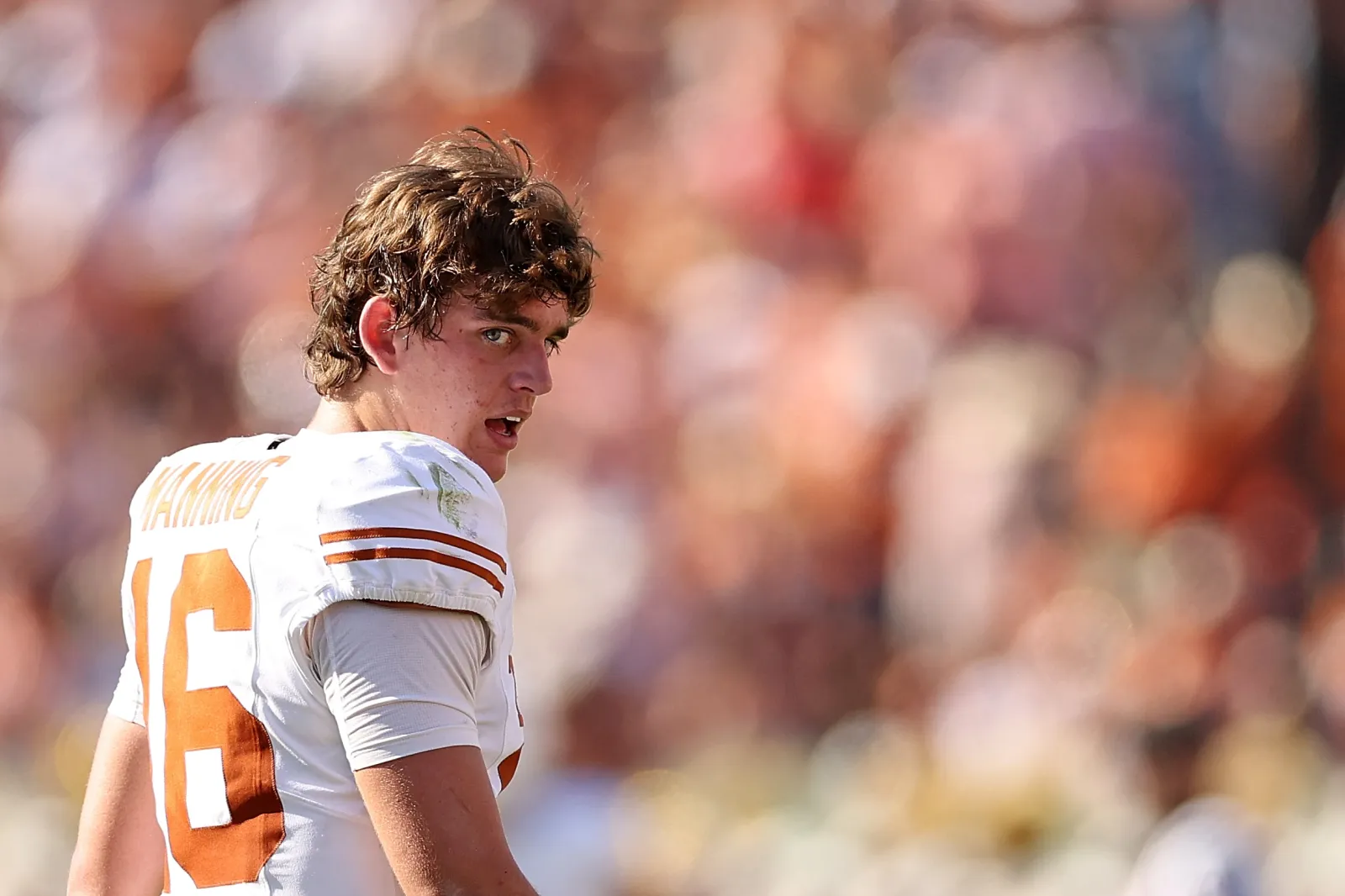 Texas Longhorns quarterback Arch Manning