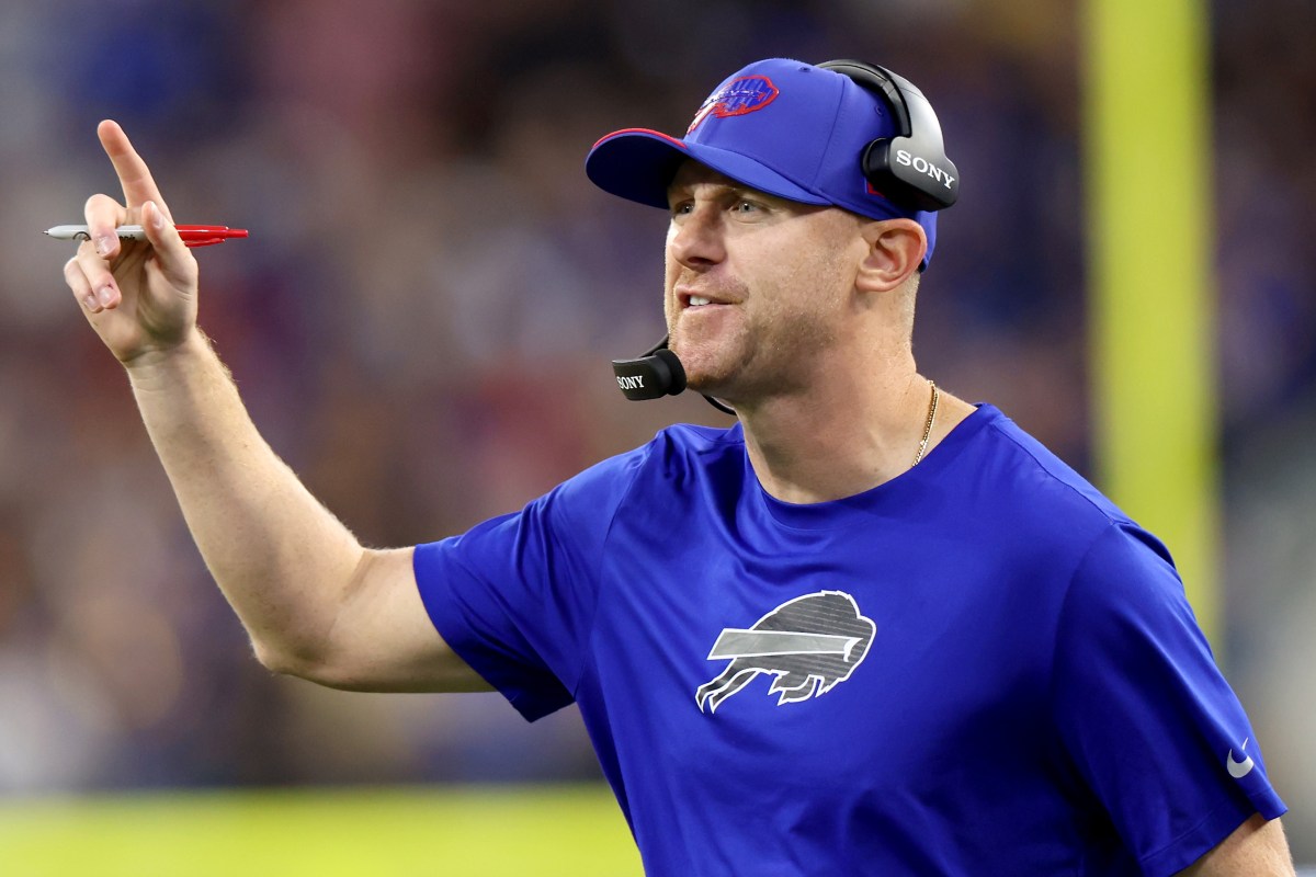 Bills HC Joe Brady Responds to Criticism Over Game-Winning Field Goal Decision