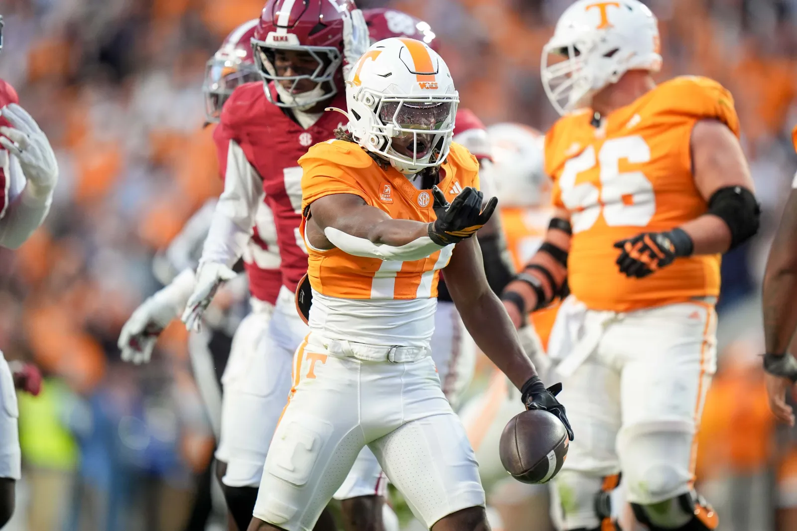 Daune Morris #17 of the Tennessee Volunteers celebrates a first down against the Alabama Crimson Tide