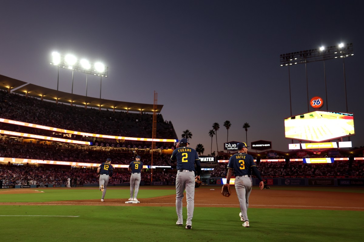 Unlikely Brewers Veteran Wins NLCS MVP After 6-RBI Performance vs Dodgers Unlikely Brewers Veteran Wins NLCS MVP After 6-RBI Performance vs Dodgers