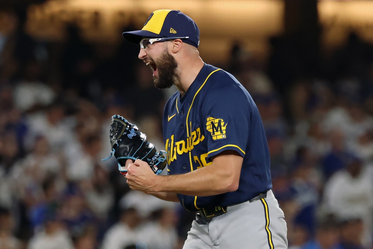 Brewers Sweep Dodgers, Head to World Series For First Time in 44 Years