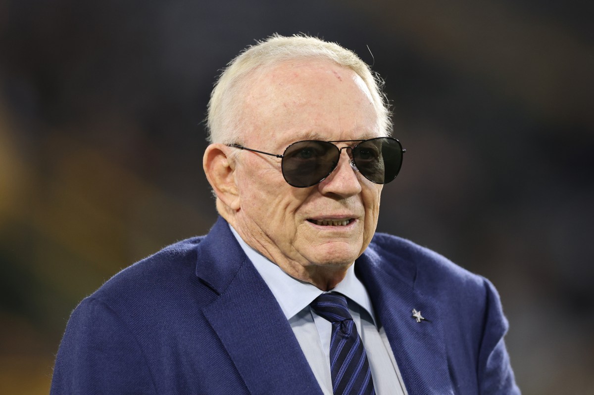 Jerry Jones Hints Cowboys Could Make Aggressive Move at NFL Trade Deadline