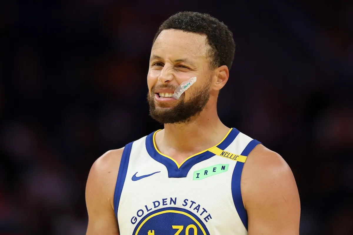 Stephen Curry reacts during preseason game against Portland Trail Blazers