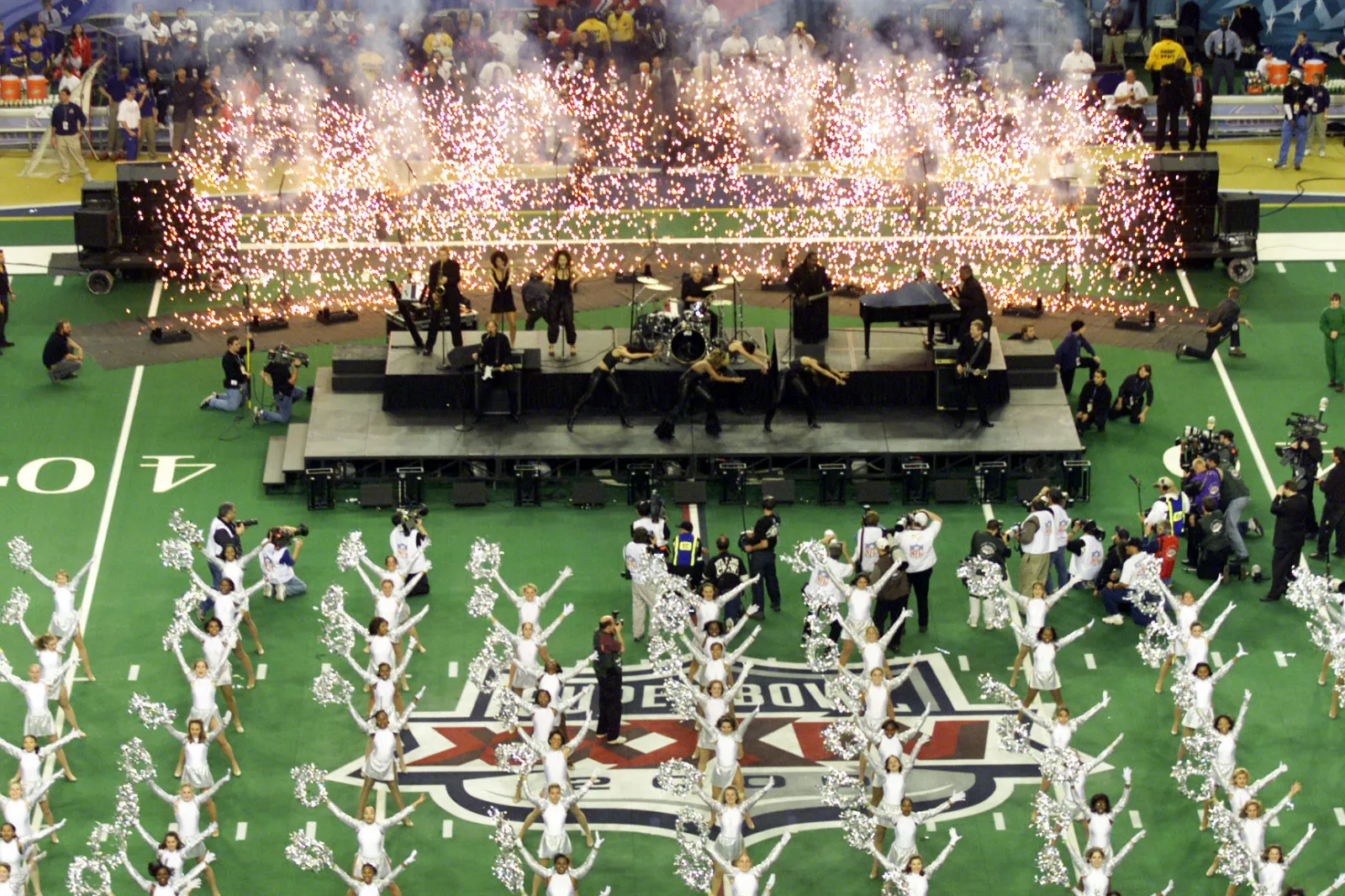 Super Bowl XXXIV performance by Tina Turner