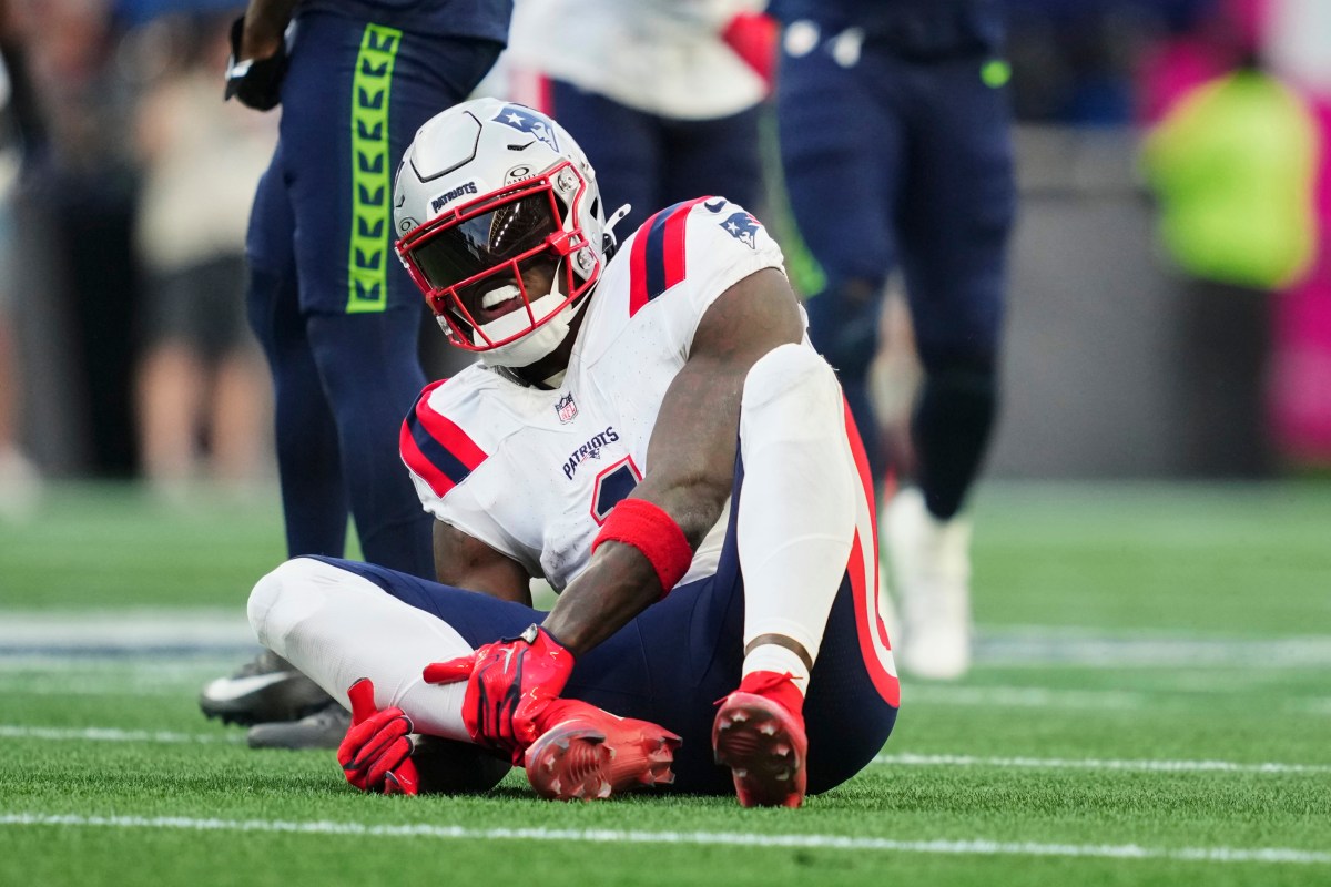 Patriots Make Big AJ Brown Injury Decision Before Week 6 vs Jets