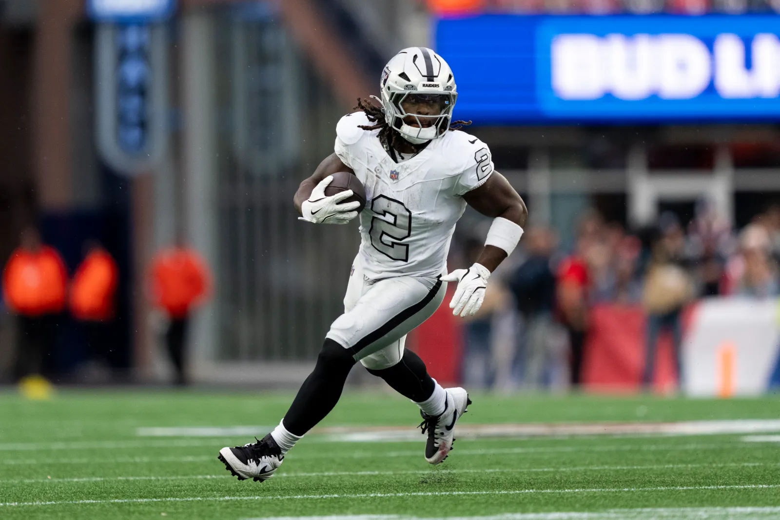 Las Vegas Raiders running back Ashton Jeanty